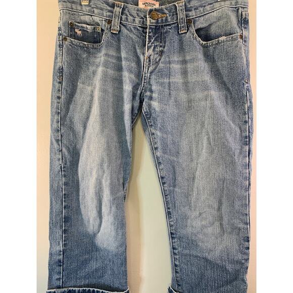ABERCROMBIE & FITCH Women’s Cuffed Cropped Jeans / Size: 6 - Picture 4 of 10